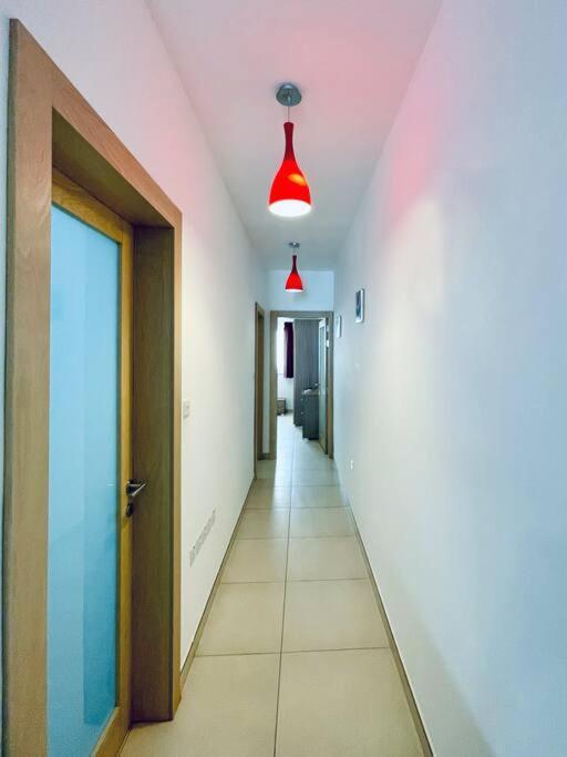 Stylish Modern Central Apartment 4 Paceville San Julián Exterior foto